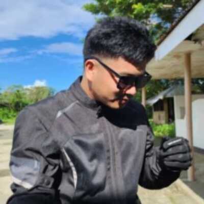 Profile picture of Russel Lustan Barquin